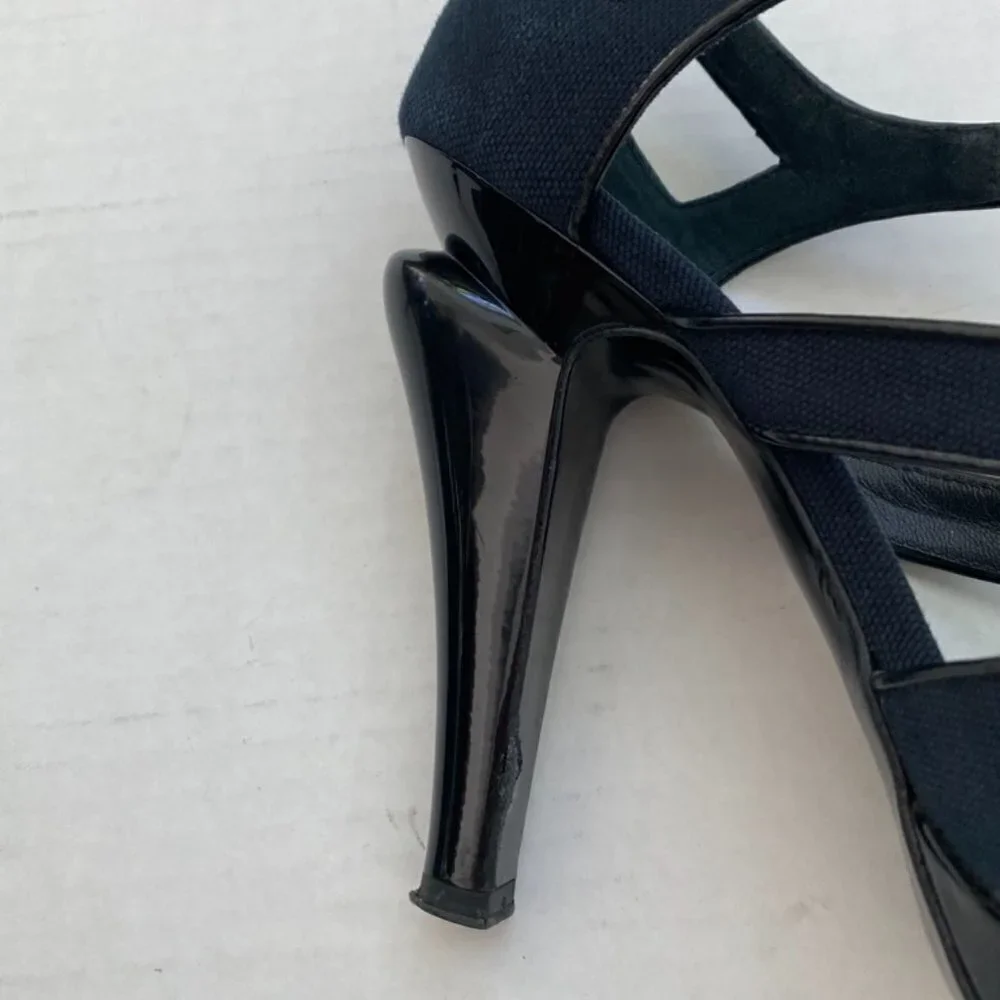 Chanel Black Patent Blue Fabric Platform Heels Size 38 US 7.5